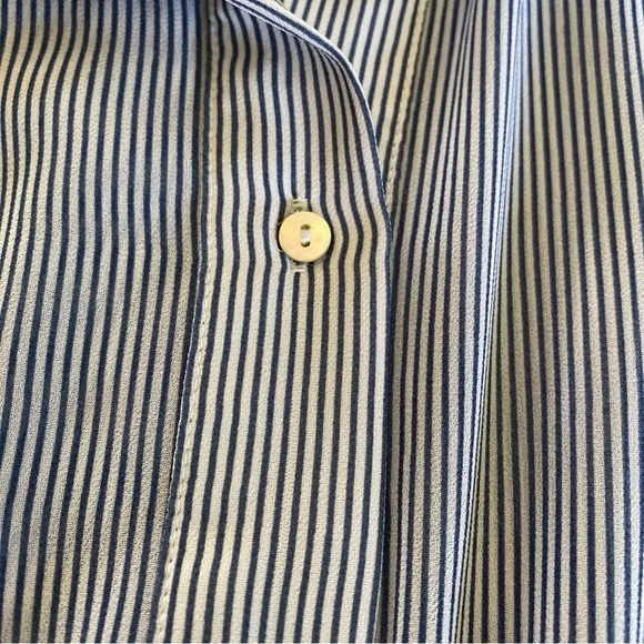 H&M Sheer Blue Striped Sleeveless Button Down Tank - Picture 4 of 5